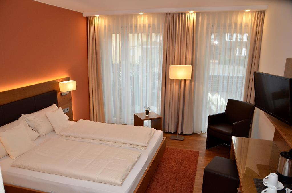 Hotel Seminarshof Trittenheim Esterno foto